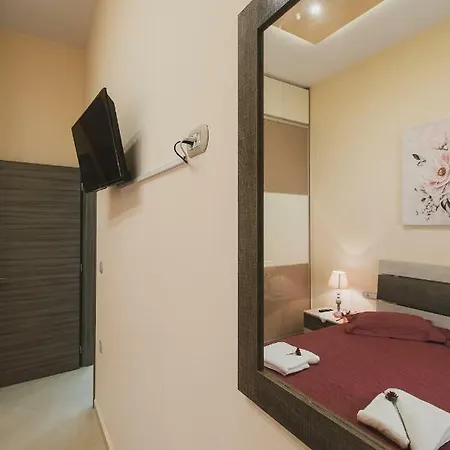 Apartment Spacious With Parking
